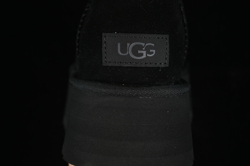 UGG Dakota Negru - prezentare produs