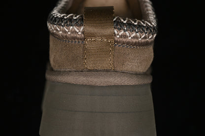 UGG Dark Maro Ghete - prezentare produs