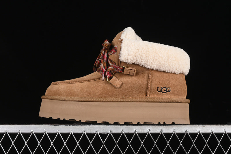 UGG Mini Maro Ll - prezentare produs