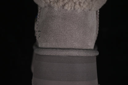 UGG Mini Dark Maro Ll Ghete - prezentare produs