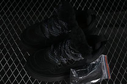 UGG Mini Negru - prezentare produs