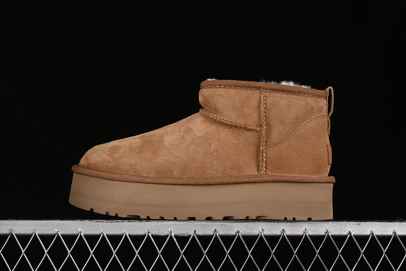 UGG Clasic Maro - prezentare produs