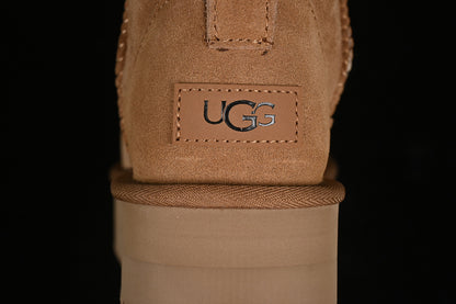 UGG Clasic Maro Ghete - prezentare produs