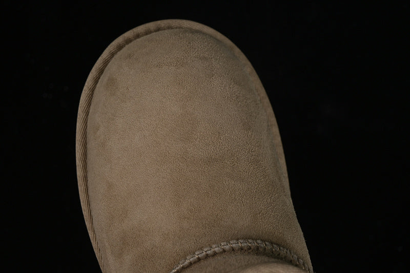 UGG Clasic Light Maro Ghete - prezentare produs
