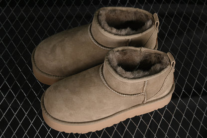 UGG Clasic Light Maro Ghete - prezentare produs