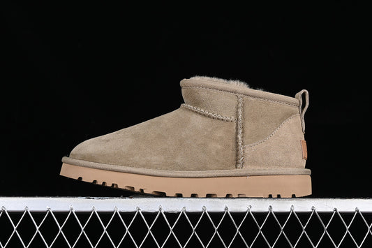 UGG Clasic - prezentare produs