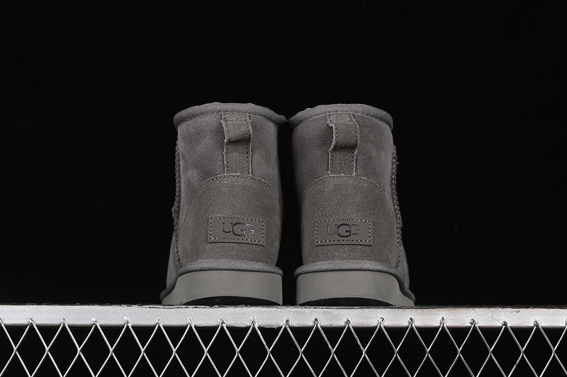 UGG Clasic Gri Ghete - prezentare produs