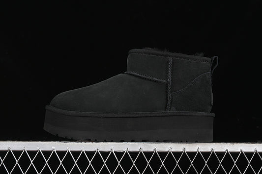 UGG Clasic Negru - prezentare produs