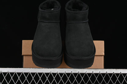 UGG Clasic Negru - prezentare produs