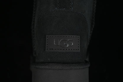 UGG Negru Clasic Ghete - prezentare produs