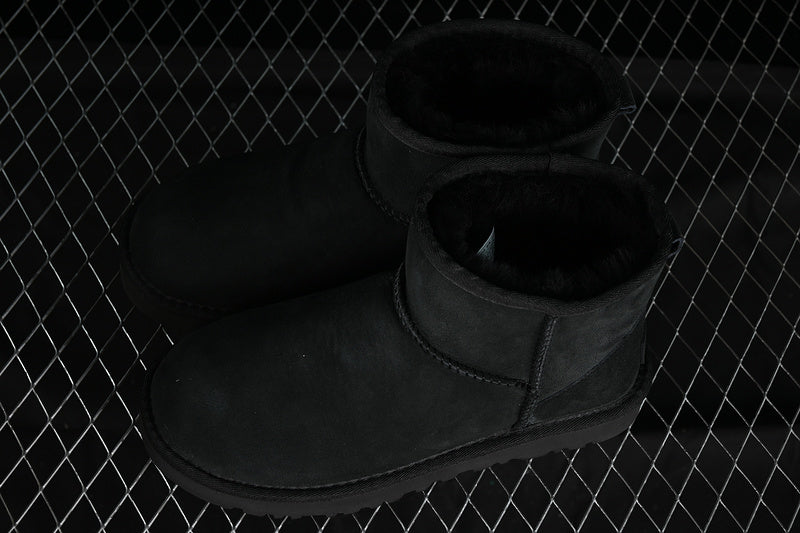 UGG Negru Clasic Ghete - prezentare produs