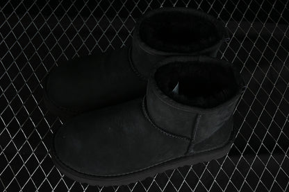 UGG Negru Clasic Ghete - prezentare produs