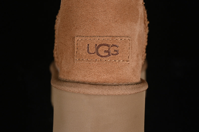 UGG Clasic Maro Ghete - prezentare produs