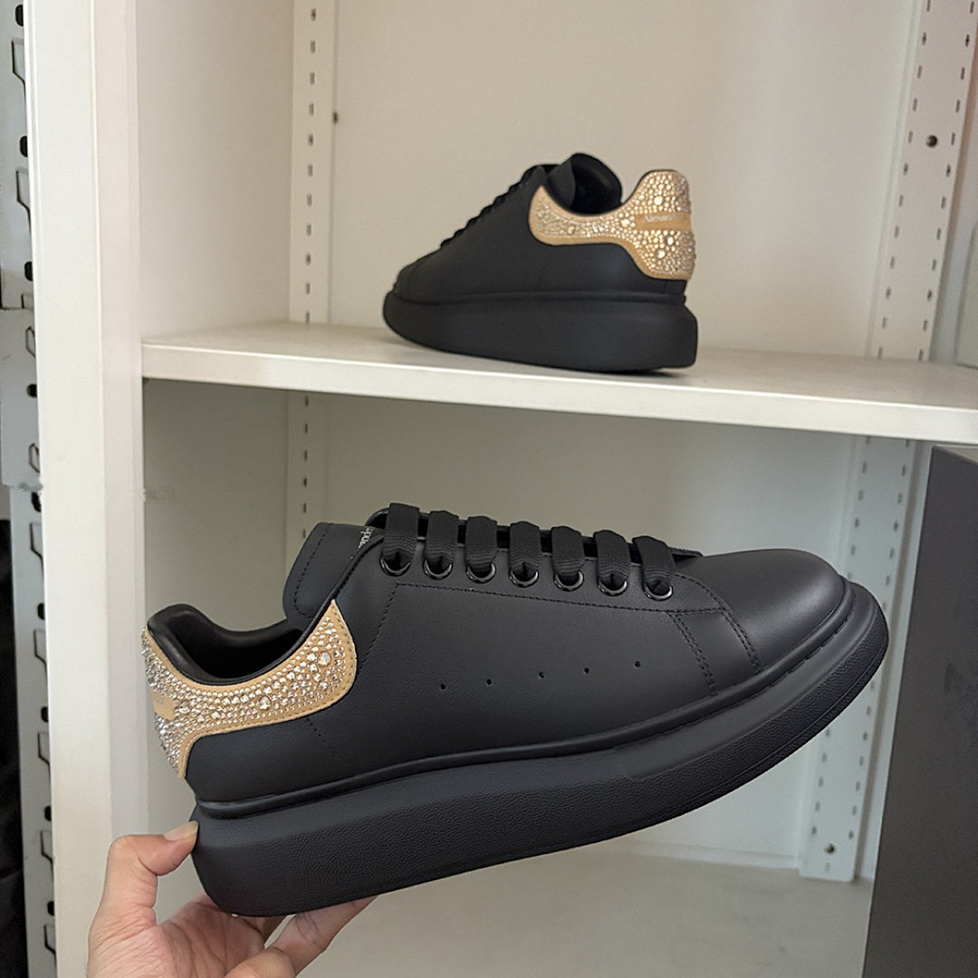 Alexander McQueen Streetwear Colecție Pantofi sport - prezentare produs