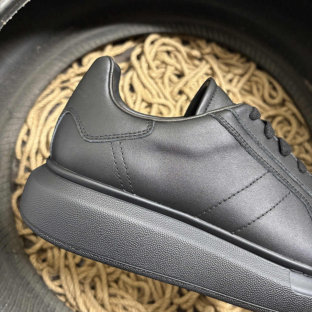 Alexander McQueen Streetwear Colecție Pantofi sport - prezentare produs