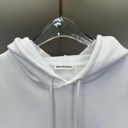 Balenciaga Exclusive Clothing - prezentare produs