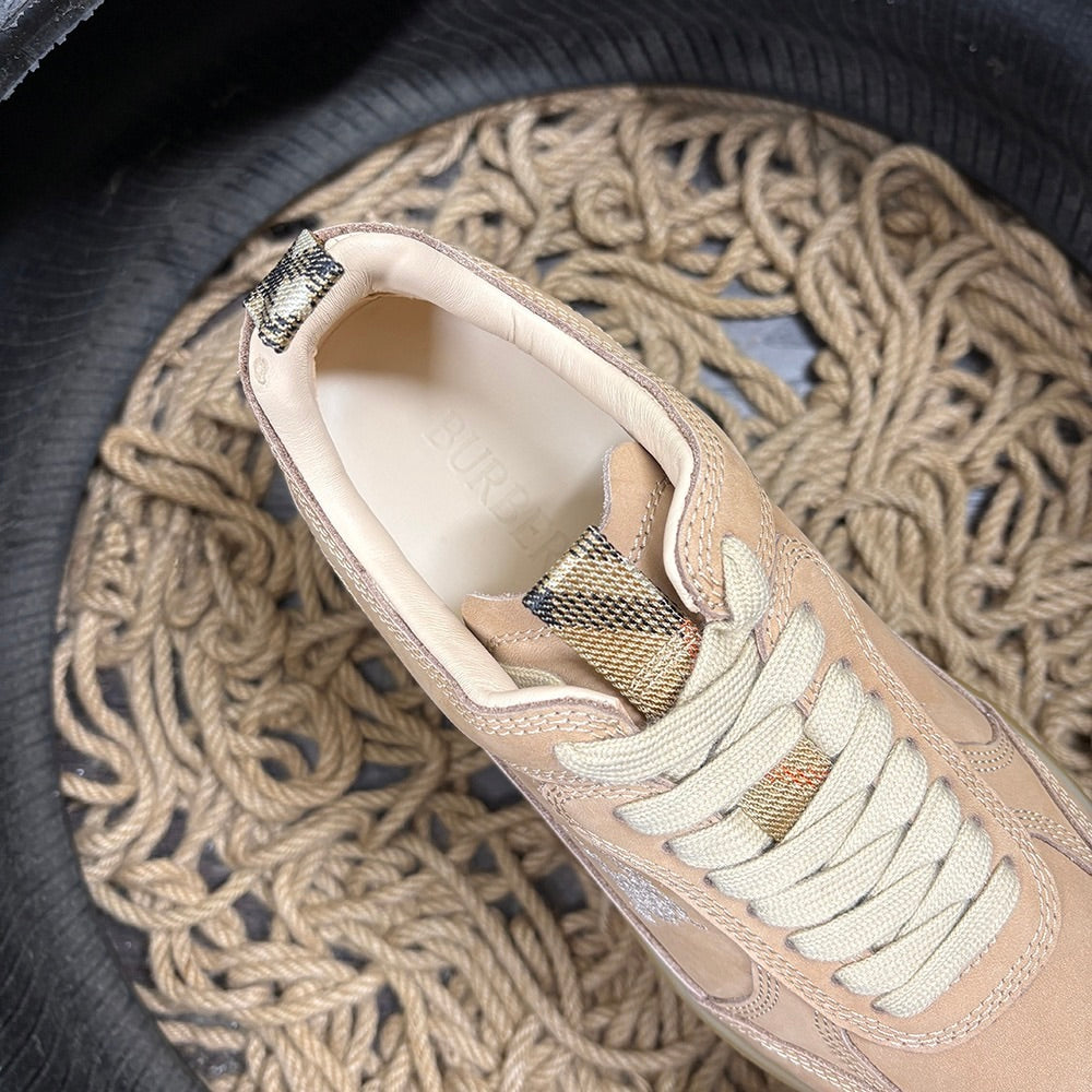 Burberry Exclusive Pantofi sport - prezentare produs