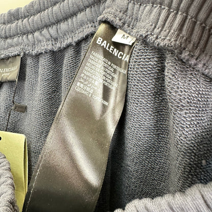 Balenciaga Exclusive Clothing - prezentare produs