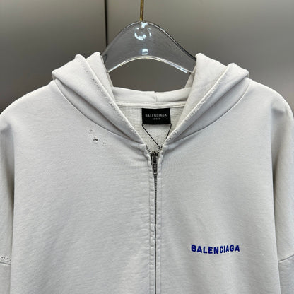 Balenciaga Exclusive Clothing - prezentare produs