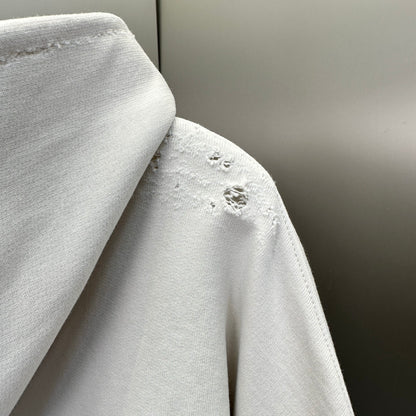 Balenciaga Exclusive Clothing - prezentare produs
