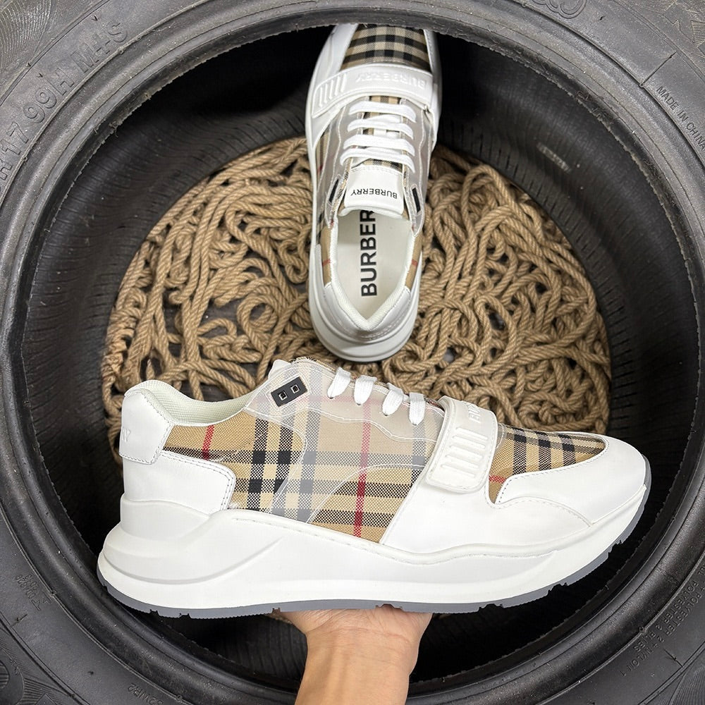 Burberry Exclusive Pantofi sport - prezentare produs