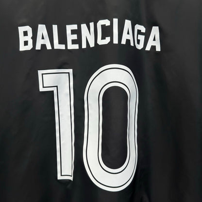 Balenciaga Exclusive Clothing - prezentare produs