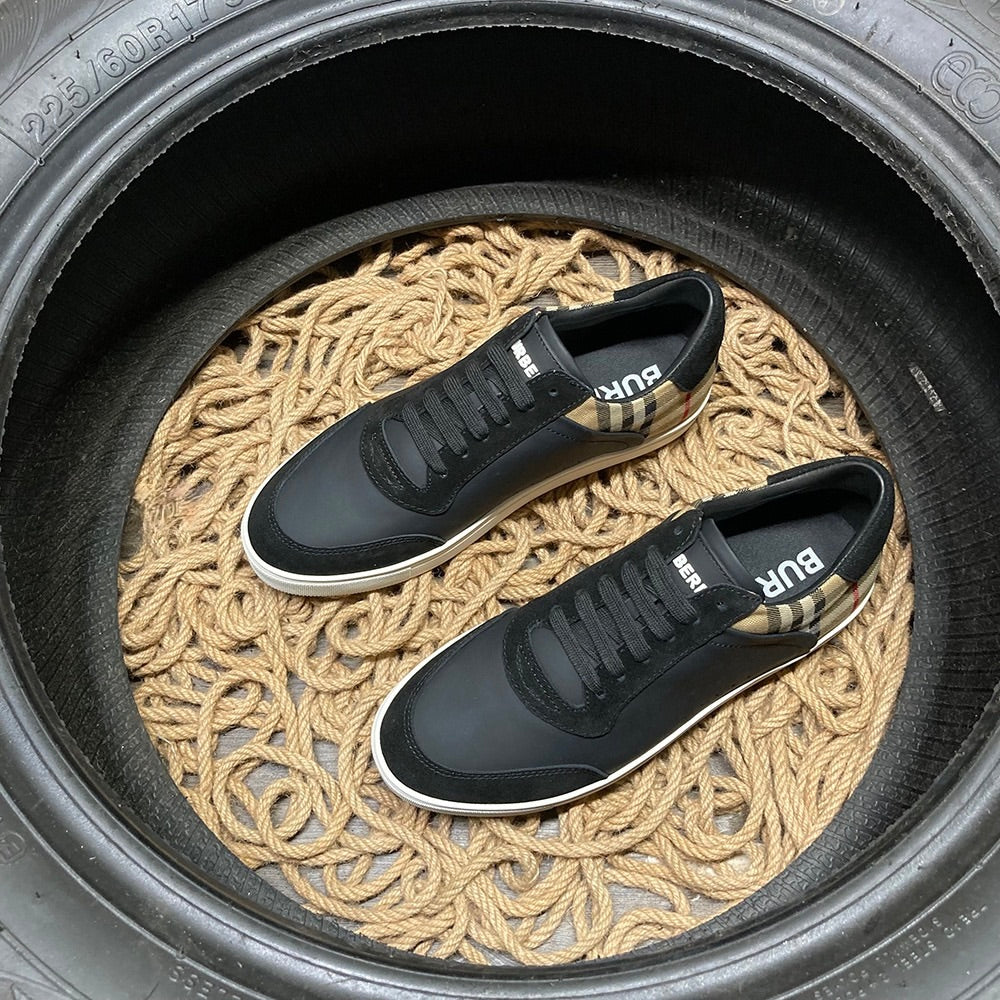 Burberry Exclusive Pantofi sport - prezentare produs