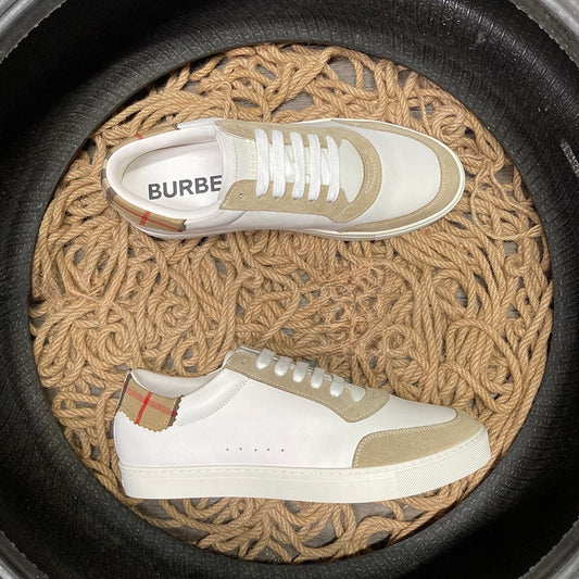 Burberry Exclusive - prezentare produs