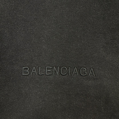Balenciaga Exclusive Clothing - prezentare produs