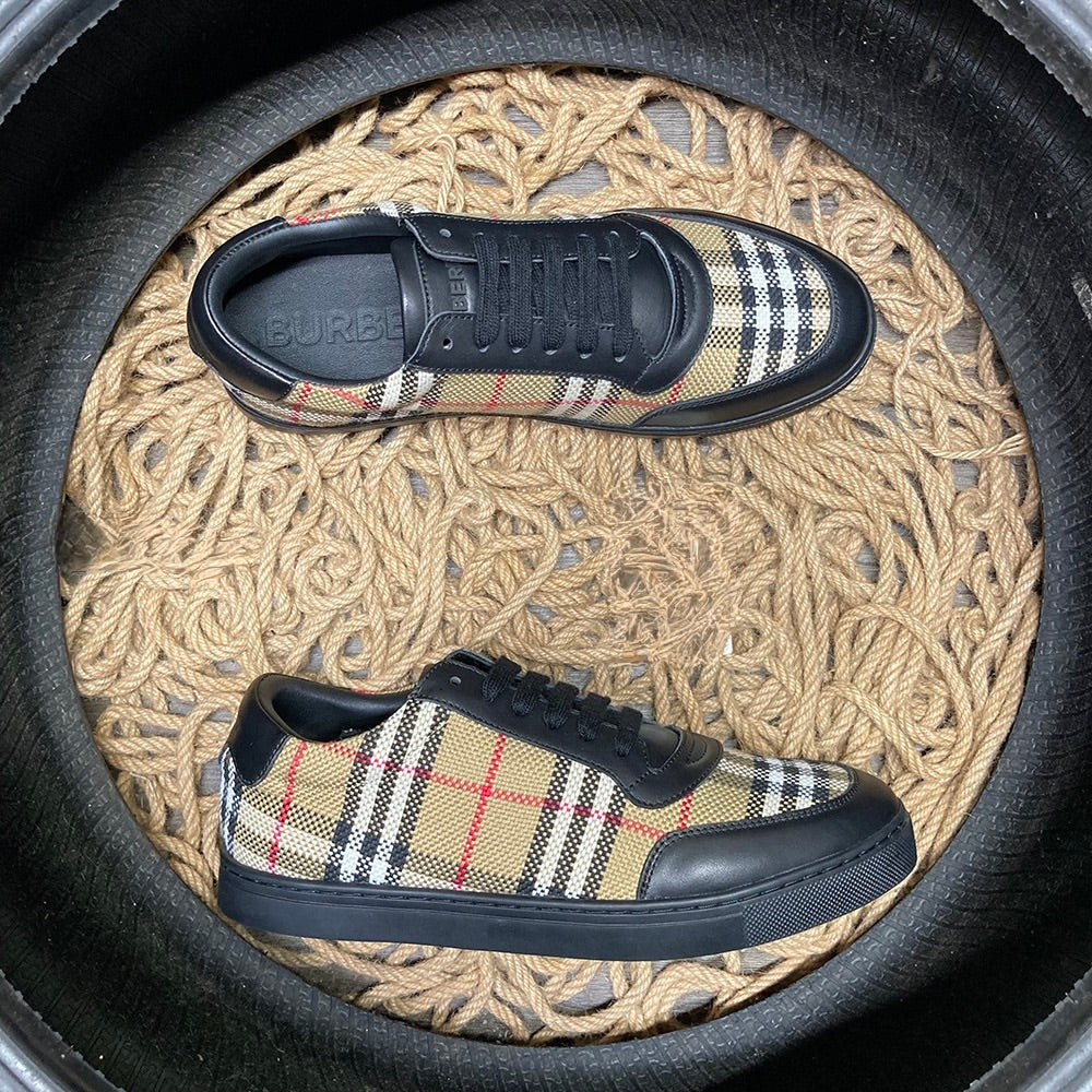 Burberry Exclusive - prezentare produs