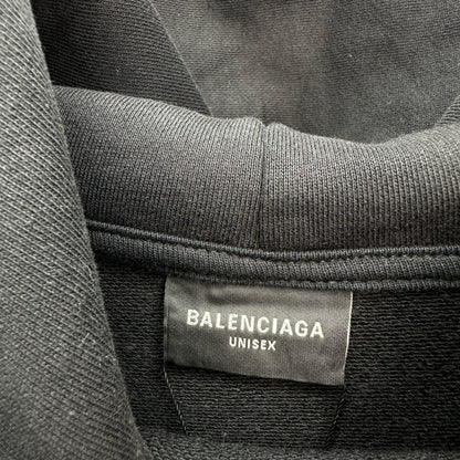 Balenciaga Exclusive Clothing - prezentare produs
