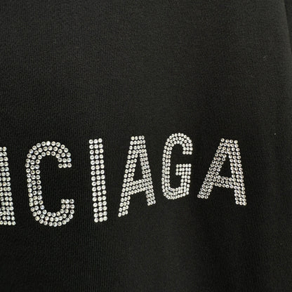 Balenciaga Exclusive Clothing - prezentare produs