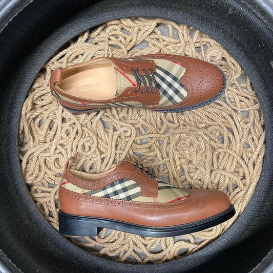 Burberry Exclusive - prezentare produs