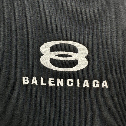 Balenciaga Exclusive Clothing - prezentare produs