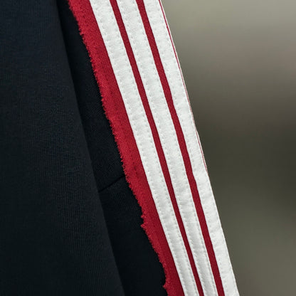 Balenciaga Exclusive Clothing - prezentare produs