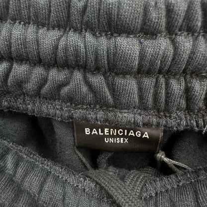 Balenciaga Exclusive Clothing - prezentare produs