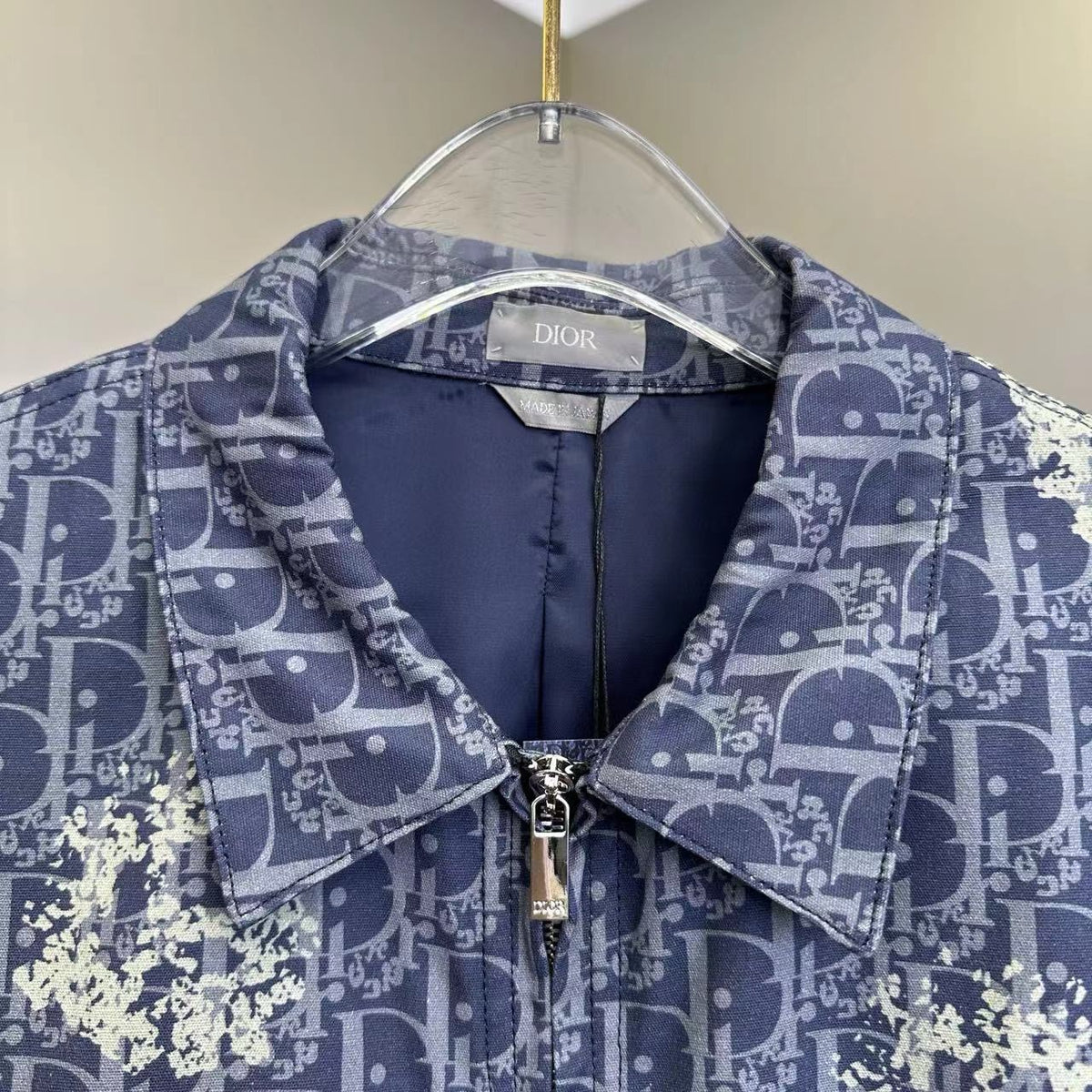 Dior Exclusive Clothing - prezentare produs