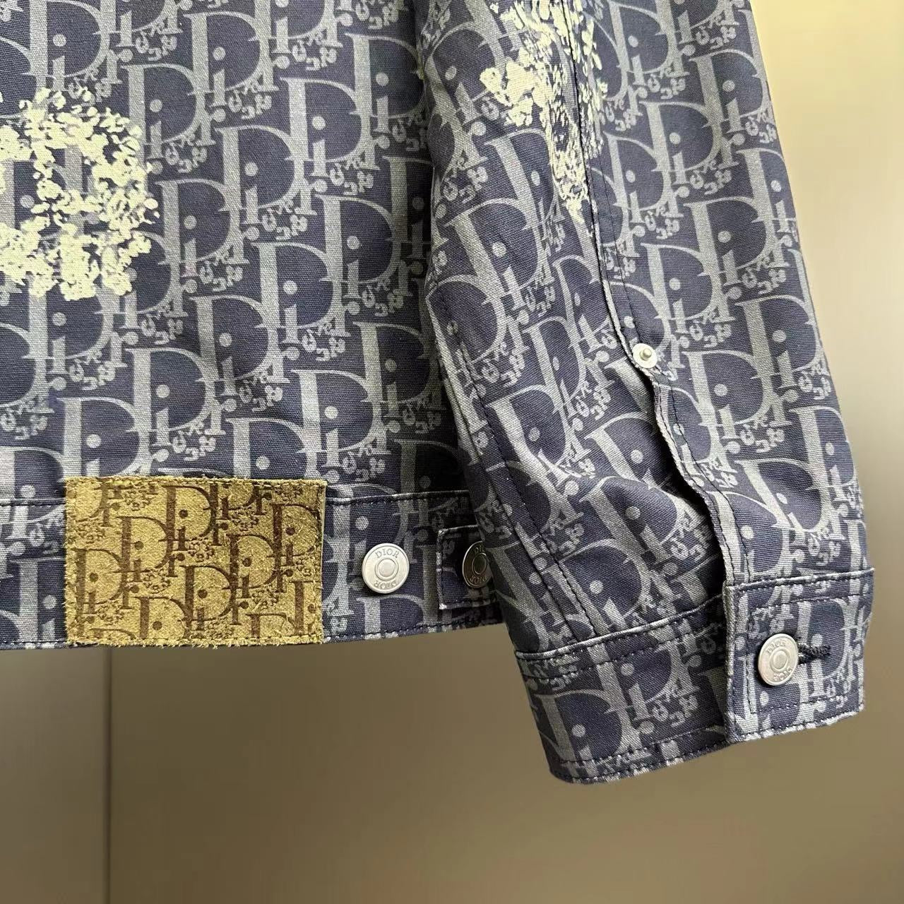 Dior Exclusive Clothing - prezentare produs
