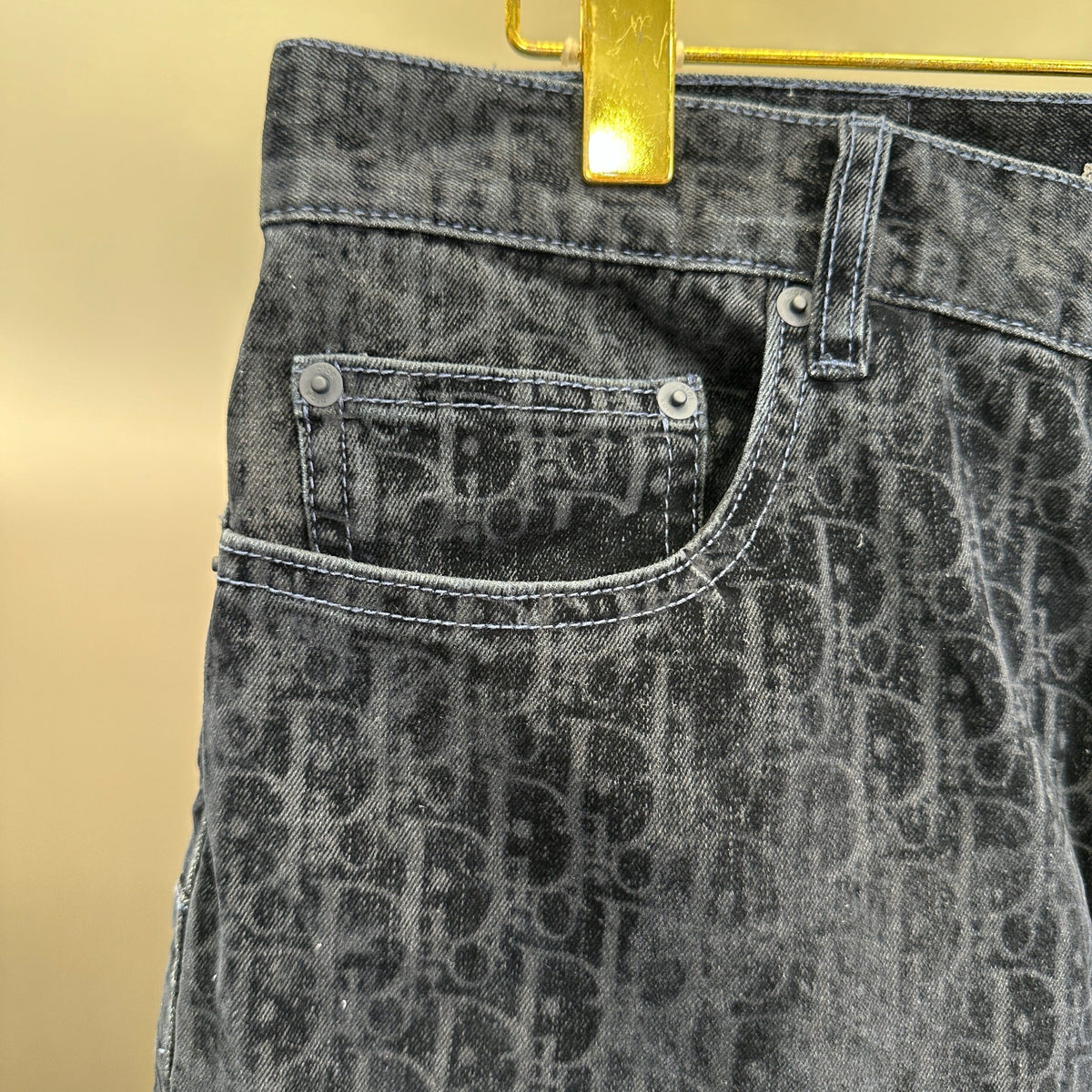 Dior Exclusive Clothing - prezentare produs