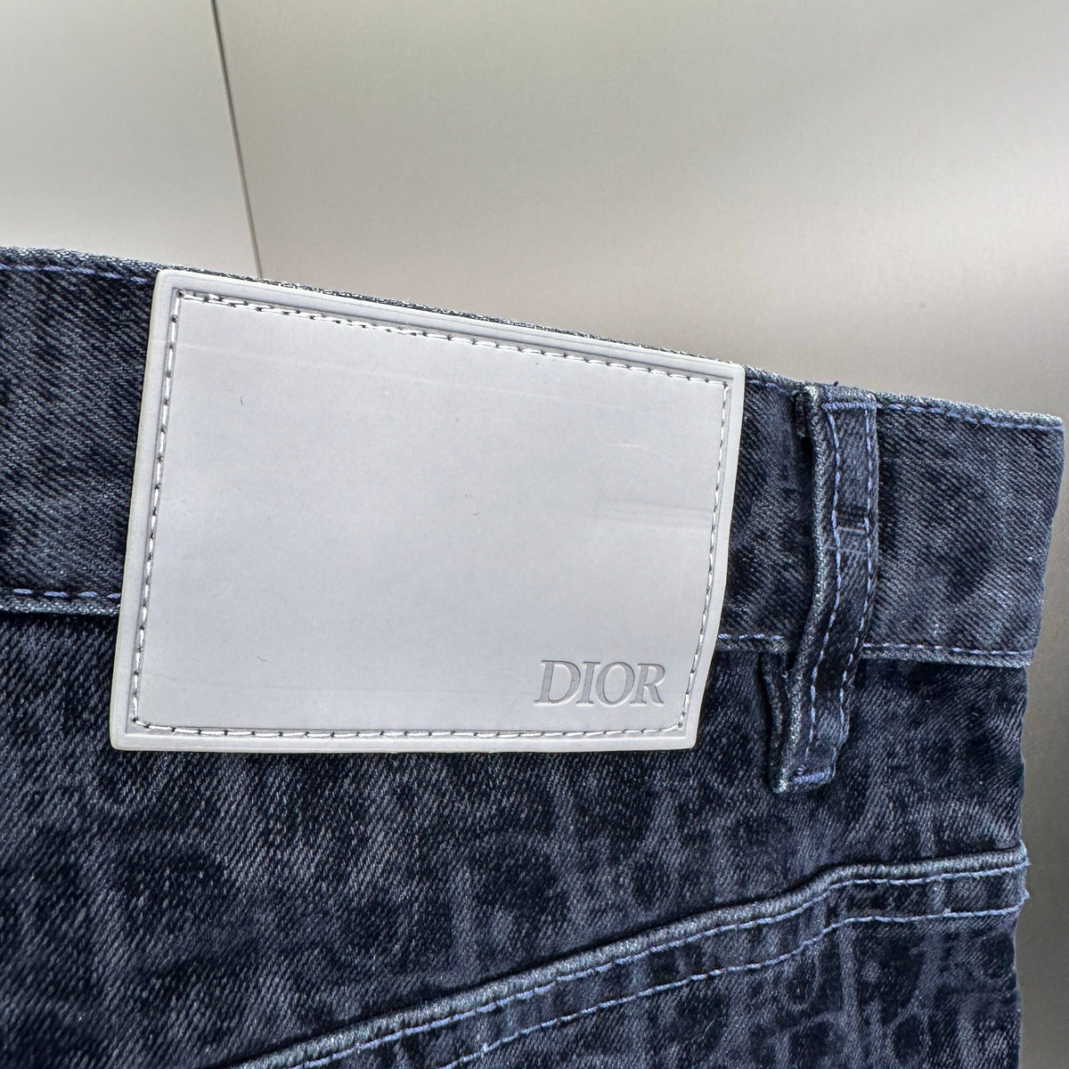 Dior Exclusive Clothing - prezentare produs
