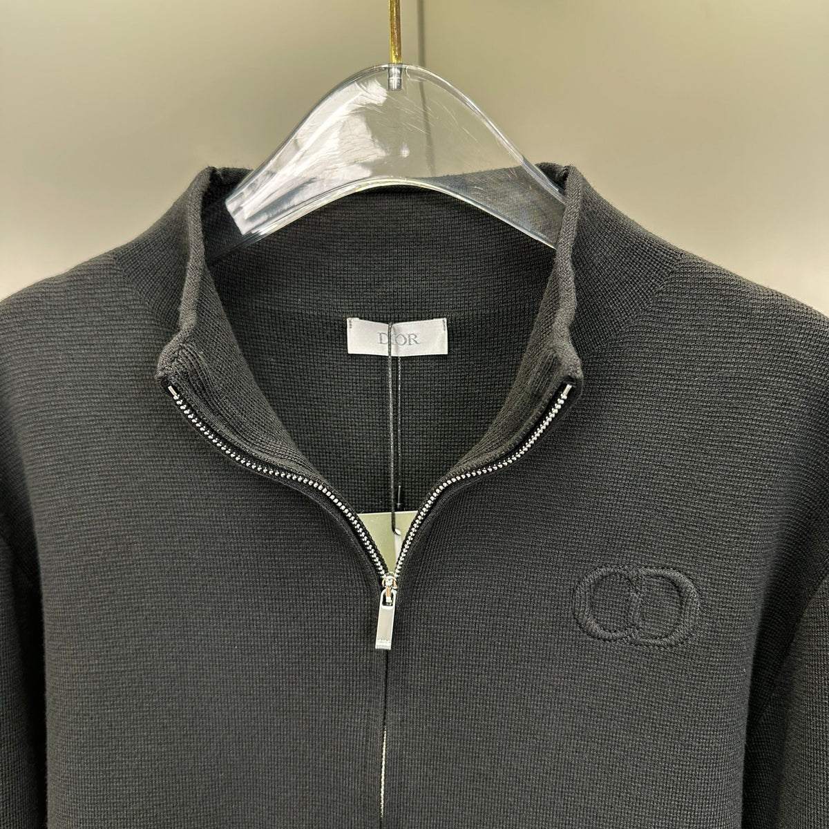 Dior Exclusive Clothing - prezentare produs