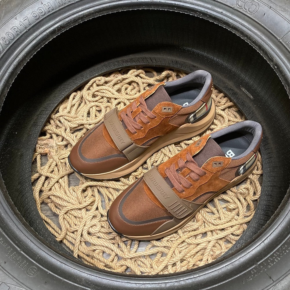 Burberry Exclusive Pantofi sport - prezentare produs