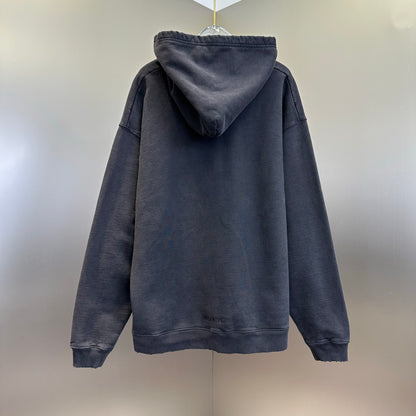 Balenciaga Exclusive Clothing - prezentare produs