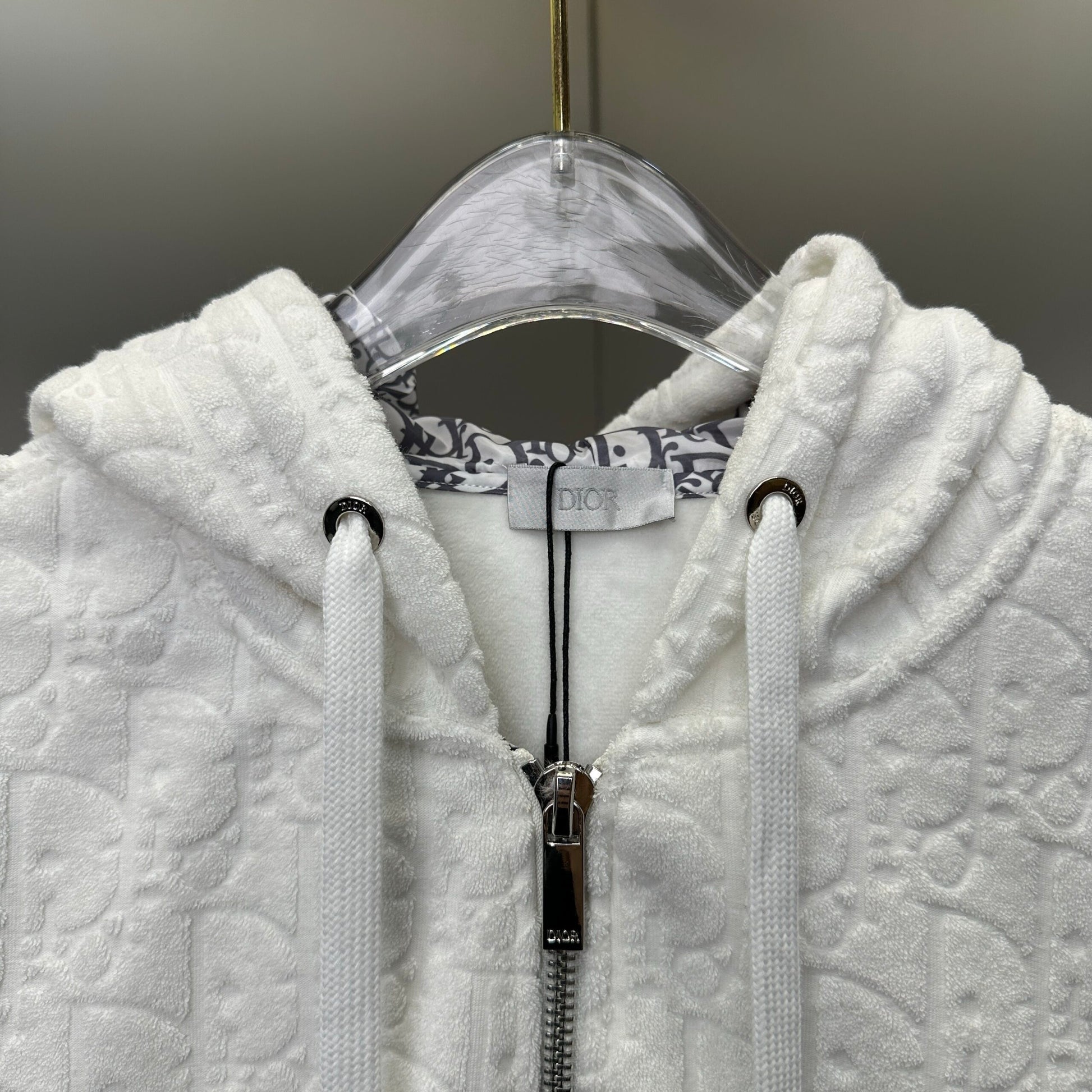 Dior Exclusive Clothing - prezentare produs