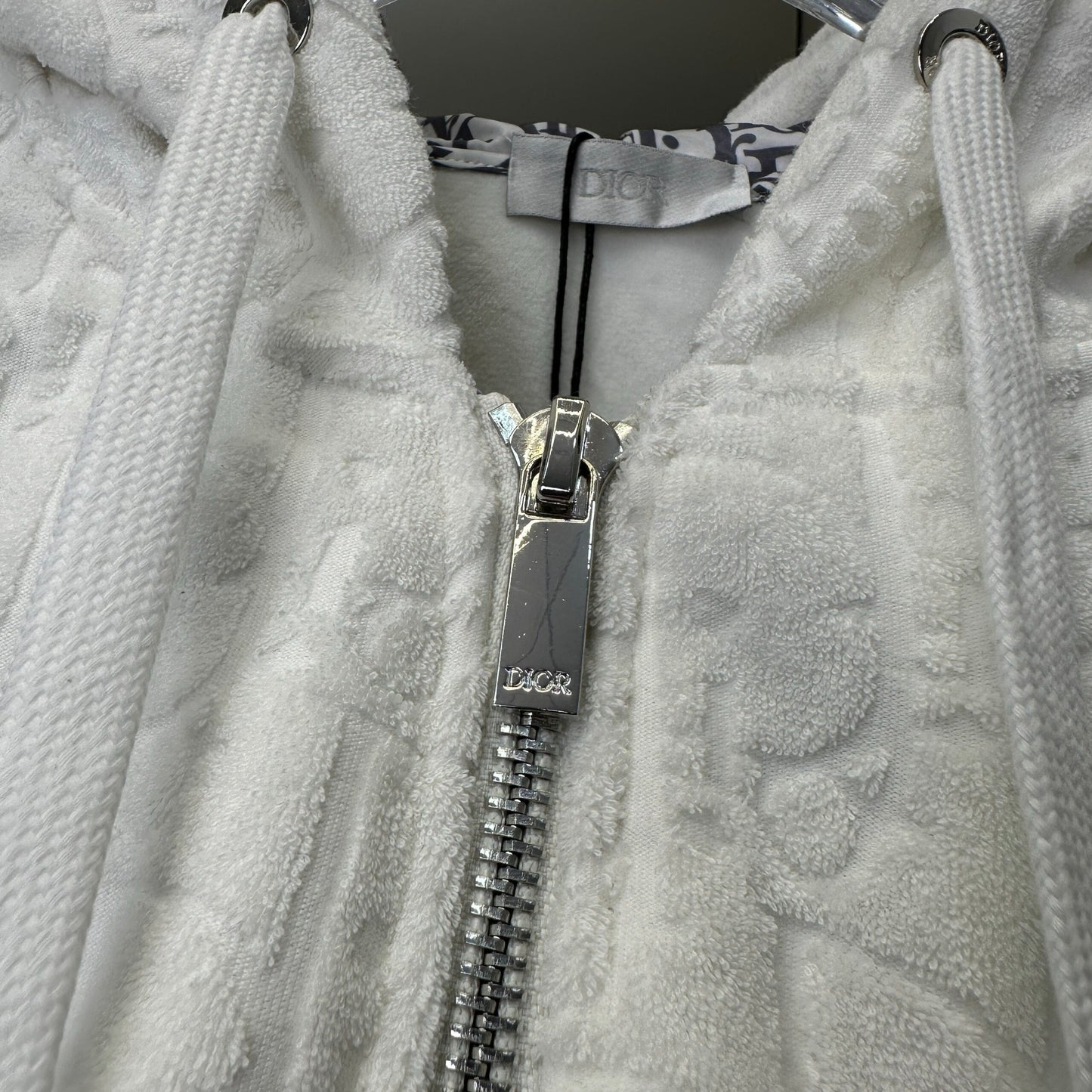 Dior Exclusive Clothing - prezentare produs