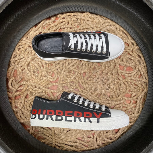 Burberry Exclusive - prezentare produs