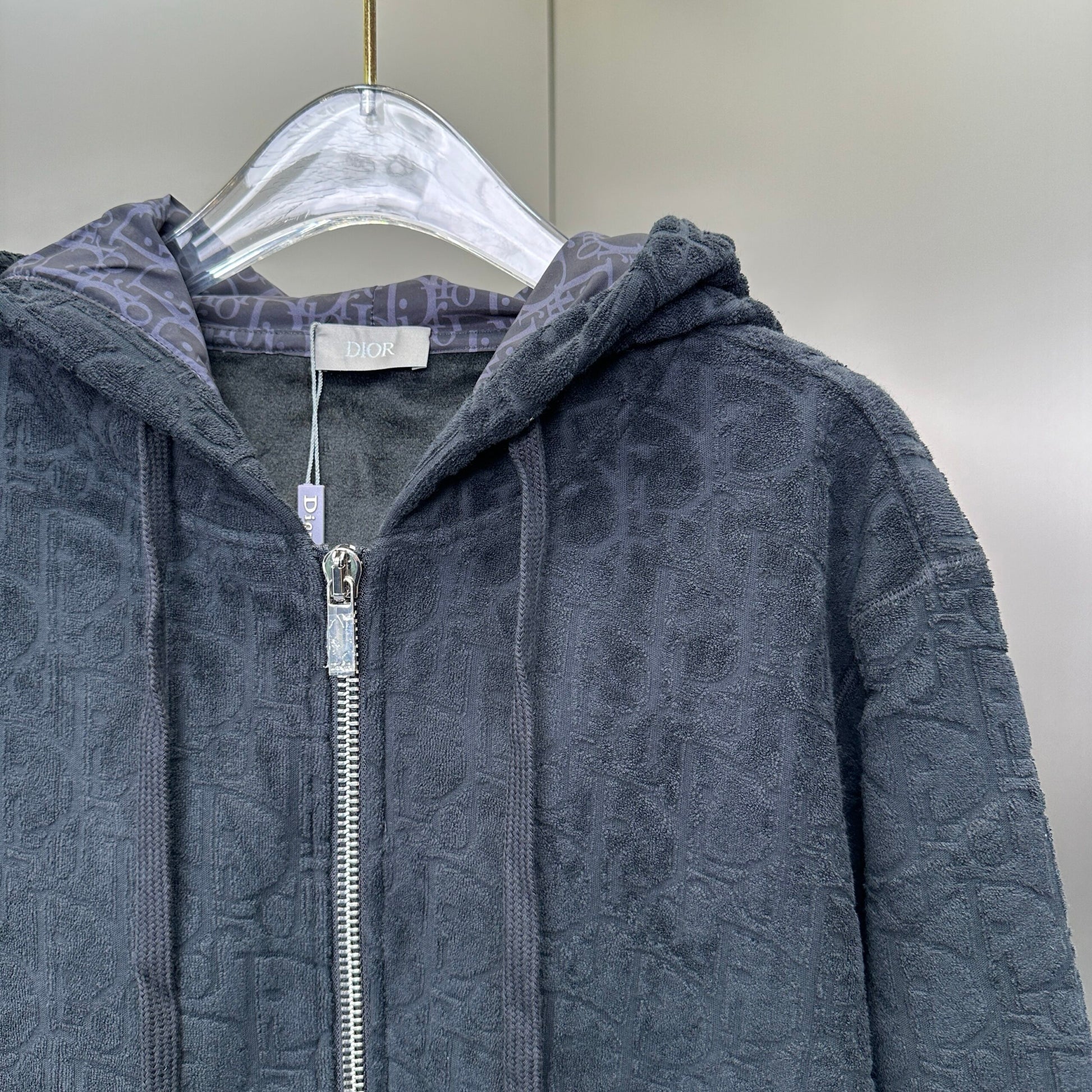 Dior Exclusive Clothing - prezentare produs