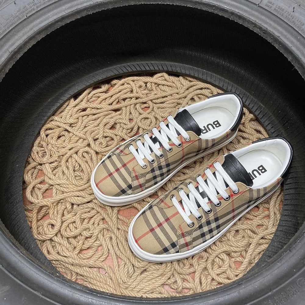 Burberry Exclusive Pantofi sport - prezentare produs