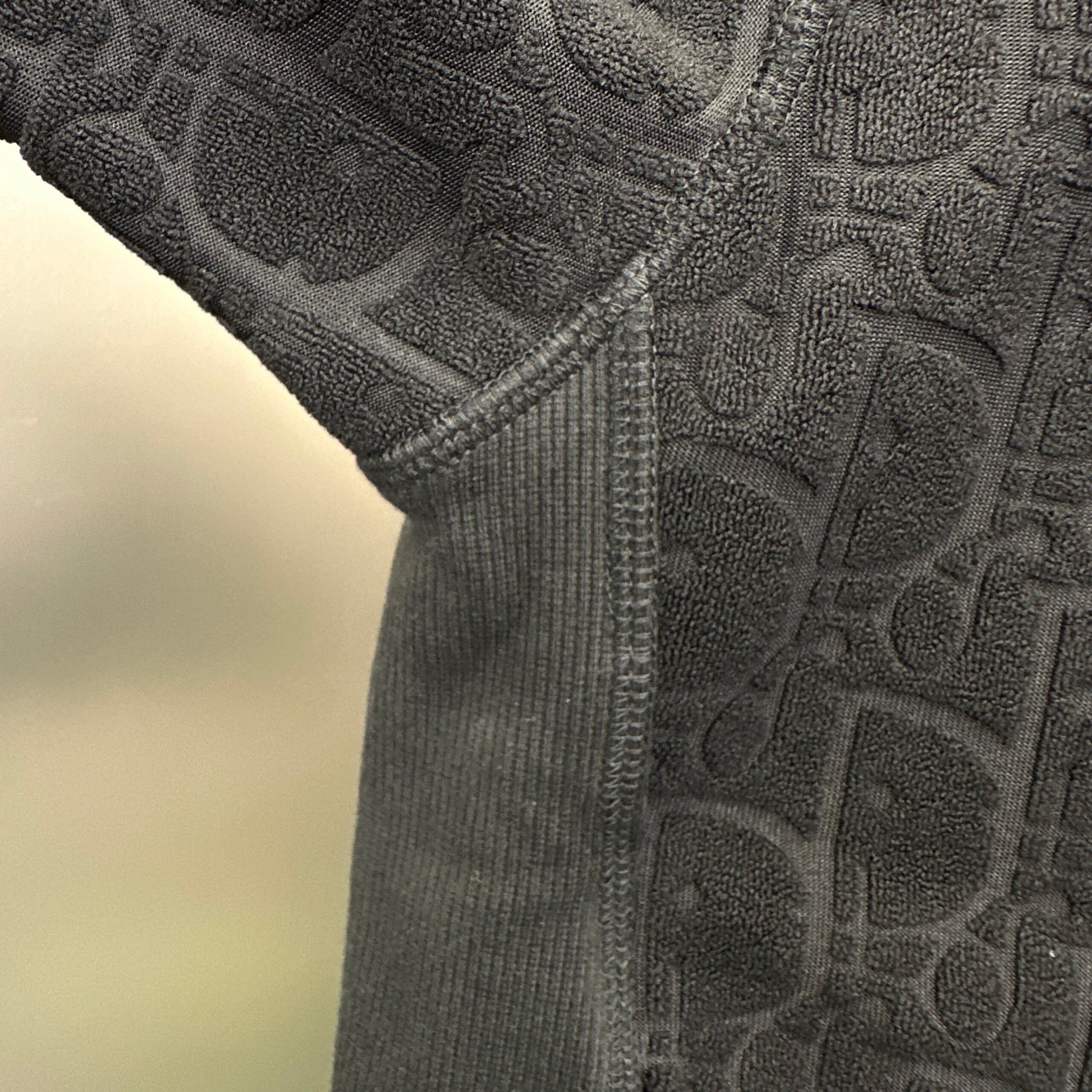 Dior Exclusive Clothing - prezentare produs