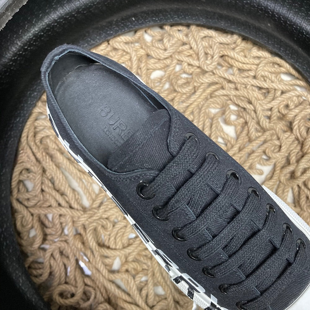 Burberry Exclusive Pantofi sport - prezentare produs